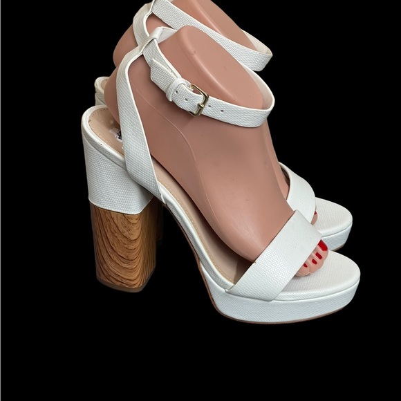 Aldo Pallidus White block heels size 9M - Picture 2 of 12